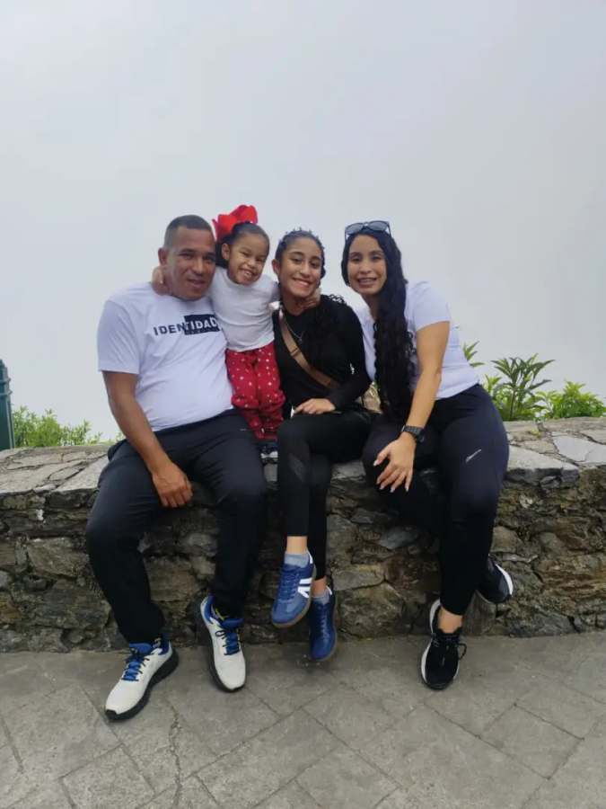 Jacknolyc, Lesther, Nicol y Estefanía Tovar mata