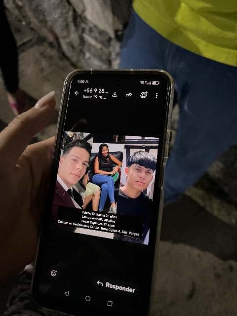 Laura Santaella, Gabriel Santaella y Cesar Espinoza