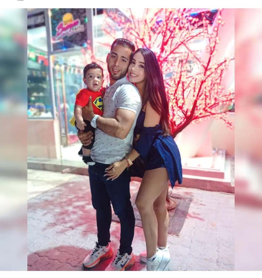 Endrina Ferrer, su esposo e hijo saul